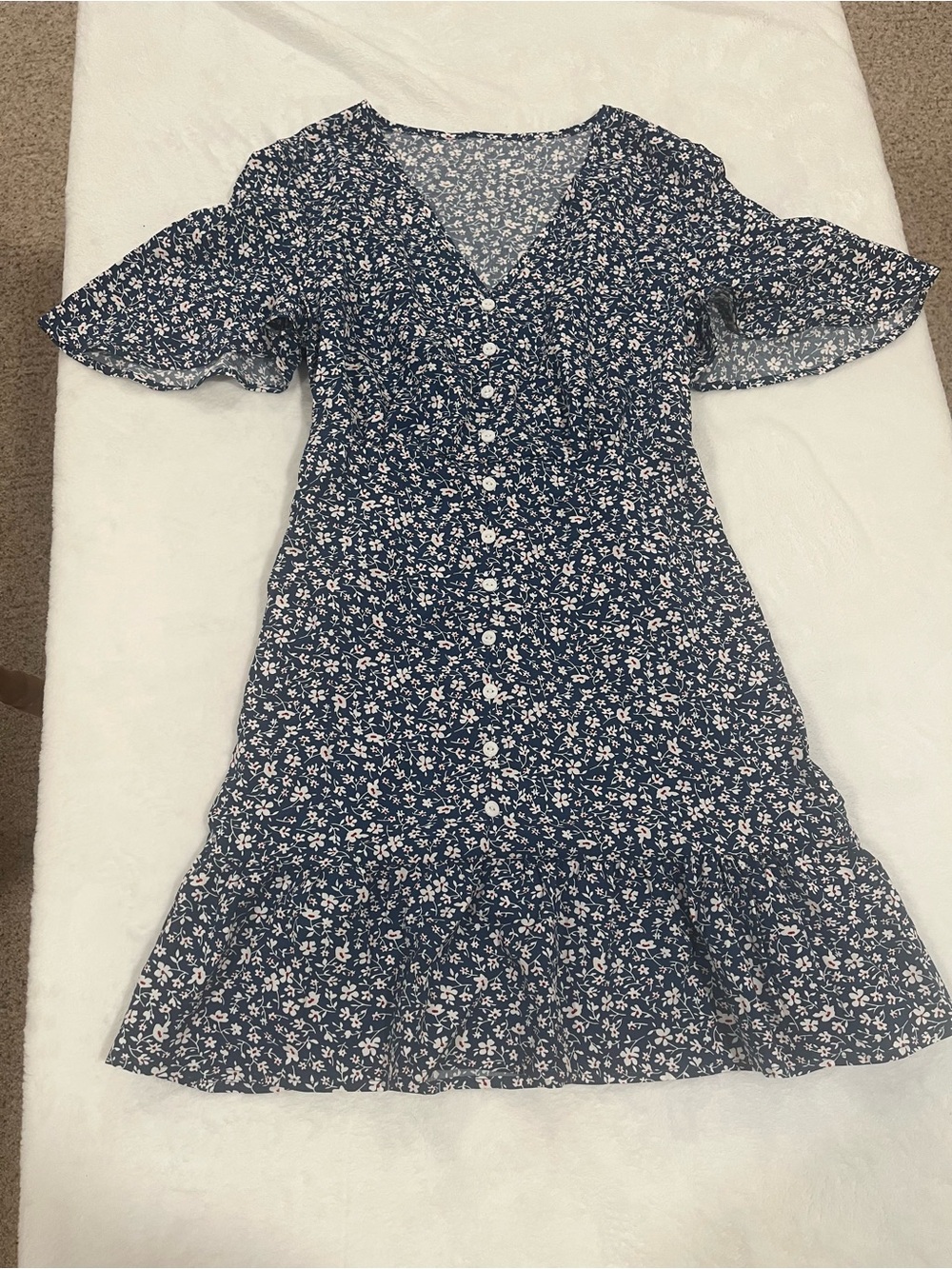 SHEIN Blue Ditsy Floral Button Front Ruffle Hem Dress - Size Small